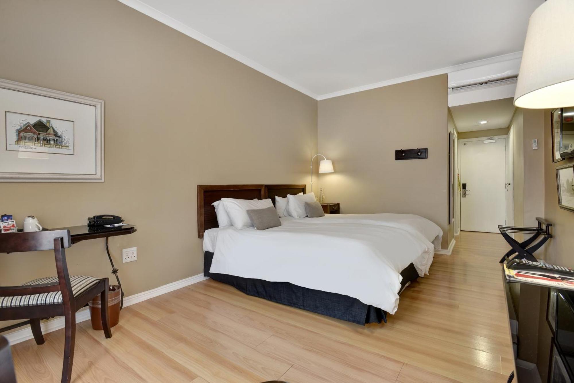 Protea Hotel By Marriott Nelspruit ネルスプロイト エクステリア 写真