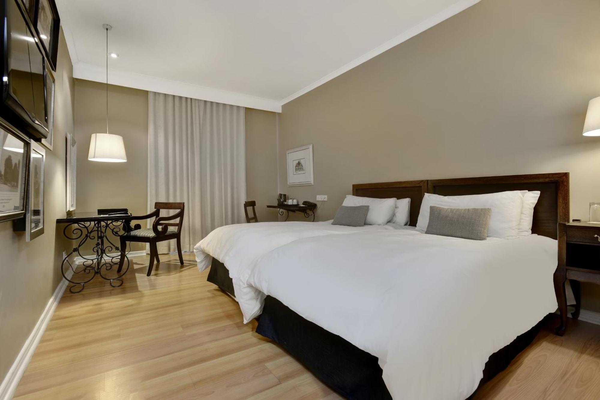 Protea Hotel By Marriott Nelspruit ネルスプロイト エクステリア 写真