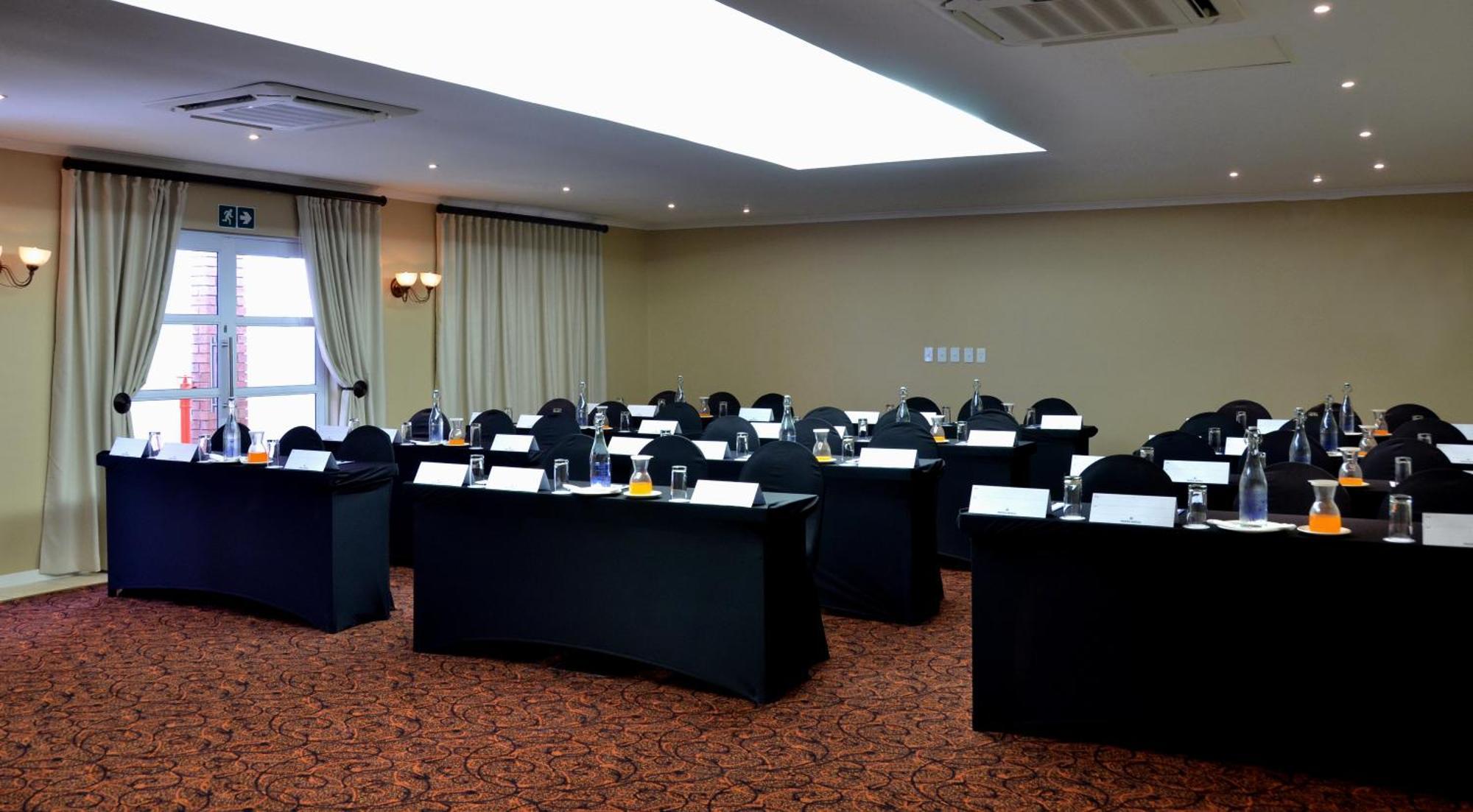 Protea Hotel By Marriott Nelspruit ネルスプロイト エクステリア 写真