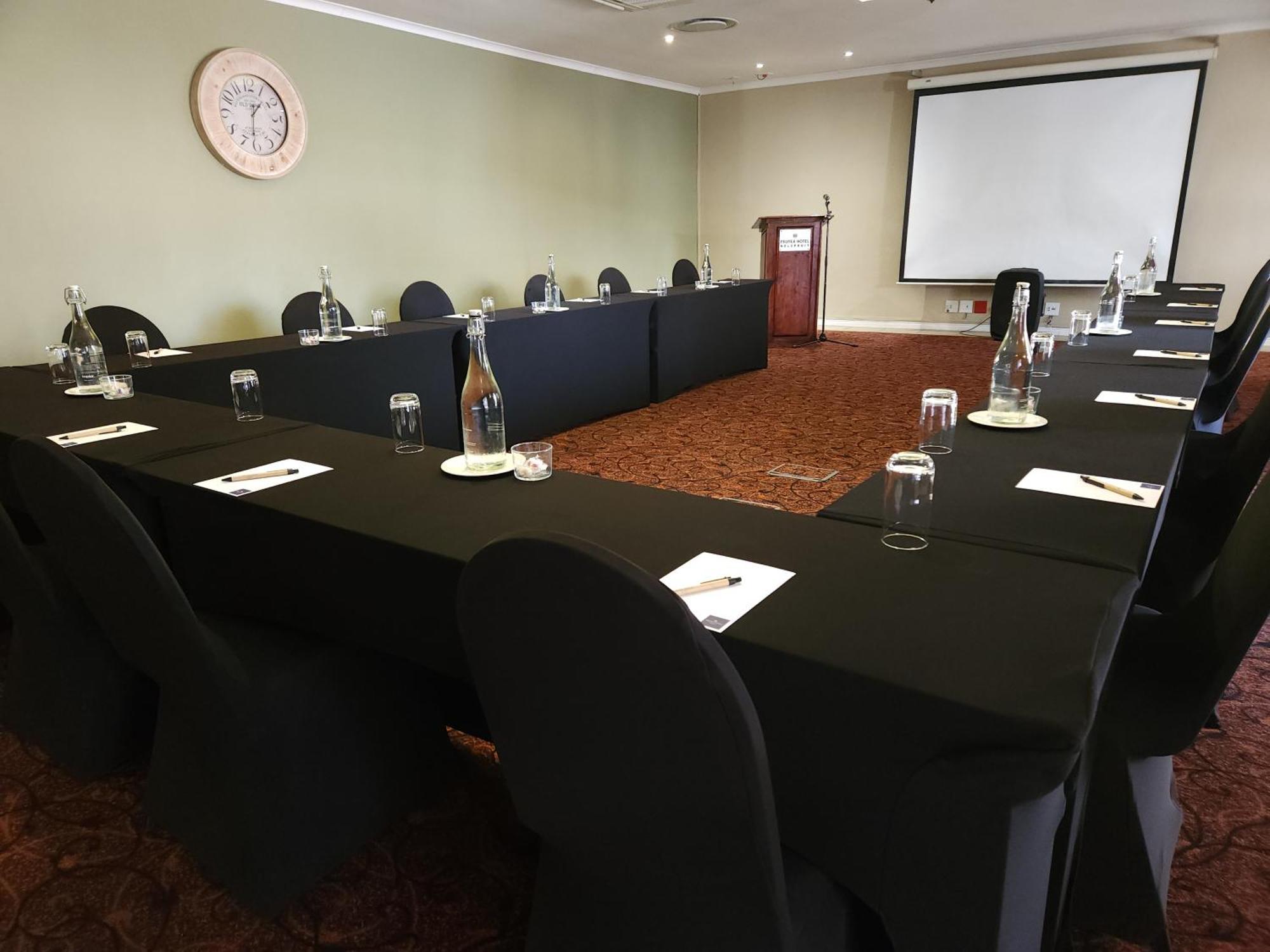 Protea Hotel By Marriott Nelspruit ネルスプロイト エクステリア 写真