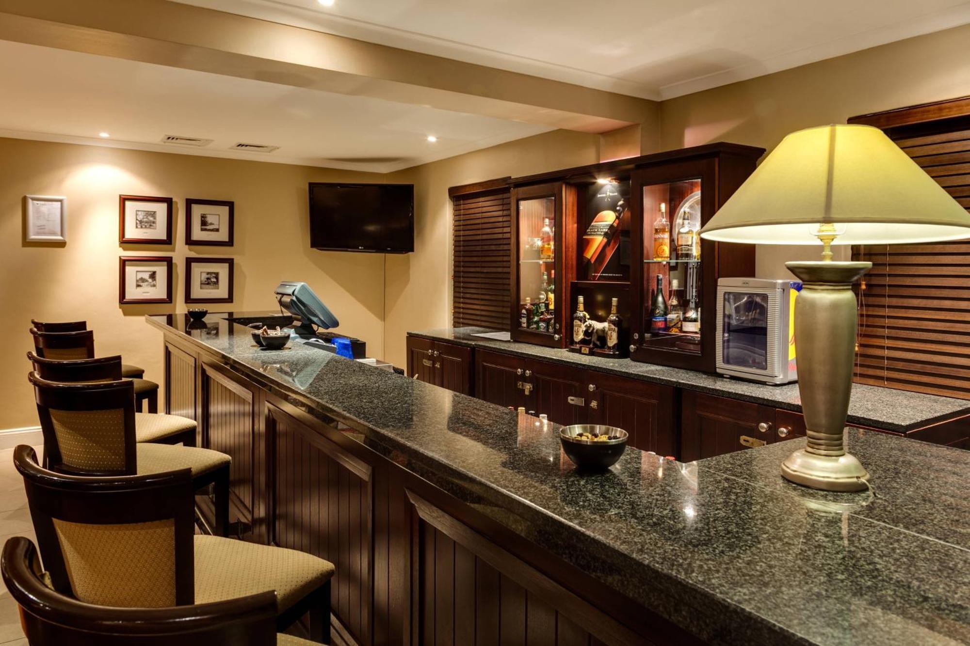 Protea Hotel By Marriott Nelspruit ネルスプロイト エクステリア 写真