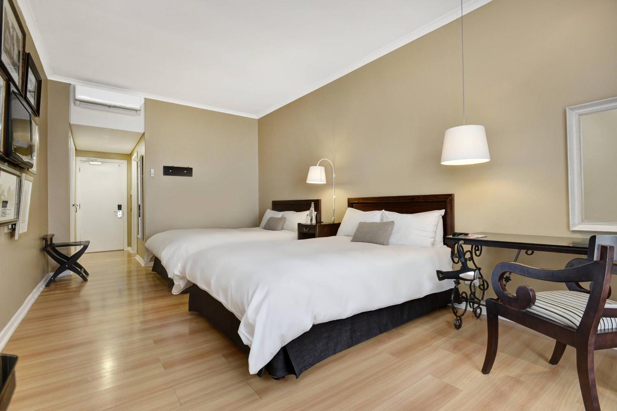 Protea Hotel By Marriott Nelspruit ネルスプロイト エクステリア 写真