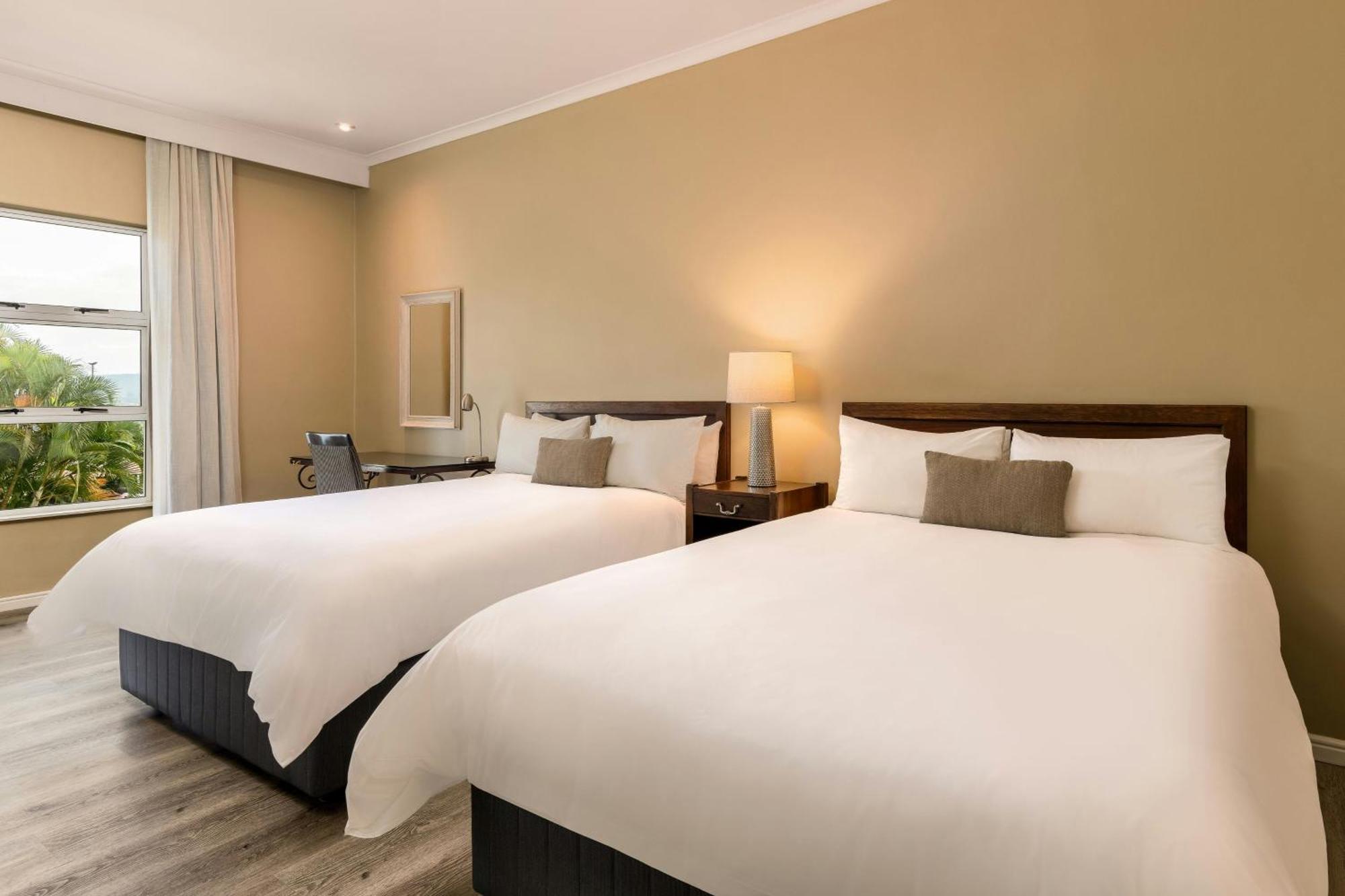 Protea Hotel By Marriott Nelspruit ネルスプロイト エクステリア 写真